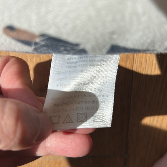 Miracle Baby breastfeeding pillow. Lightly used - Picture 2 of 4